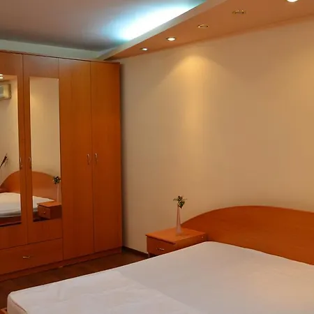 Apartman Maia